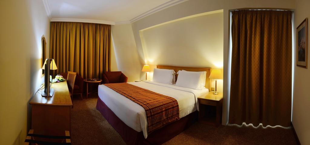 Swiss-Belhotel שארג'ה מראה חיצוני תמונה